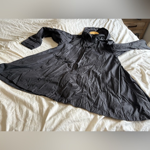 The North Face women’s black jacket hood size medium tent coat flared - Picture 7 of 13